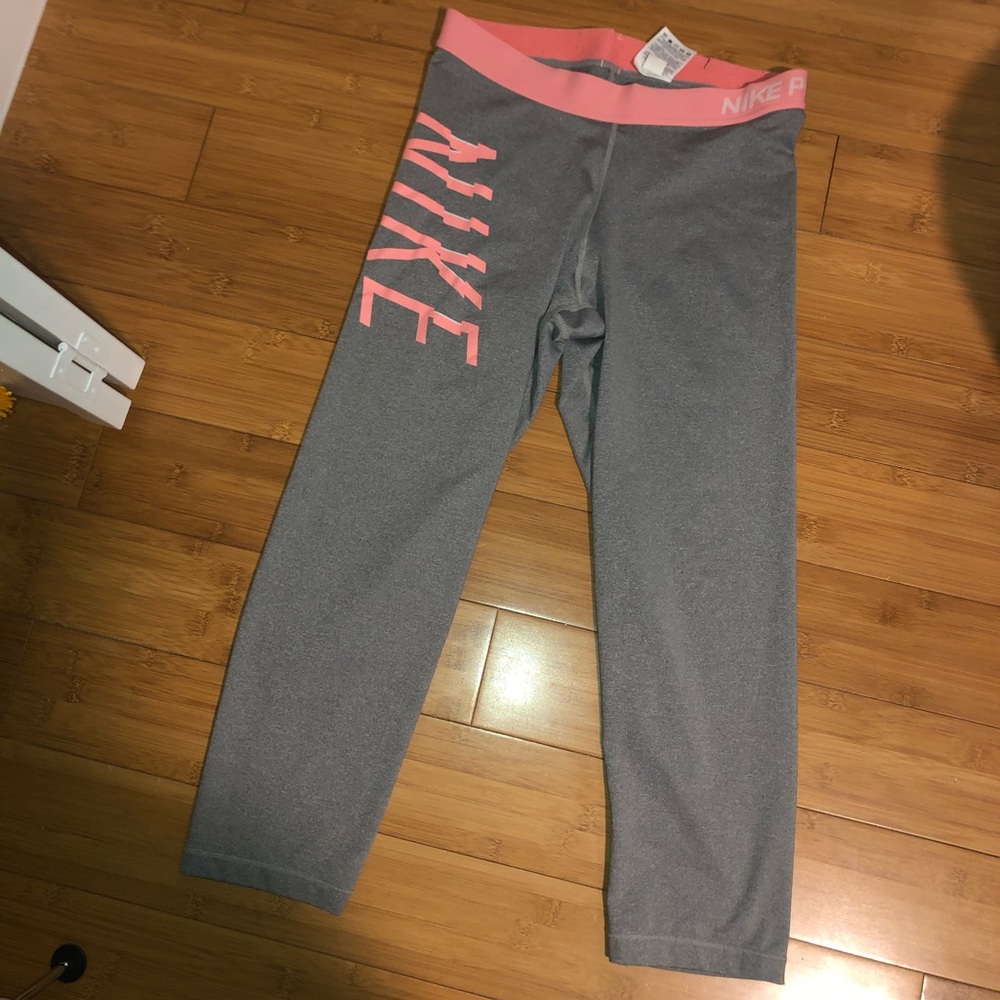 Nike pro dri fit leggings